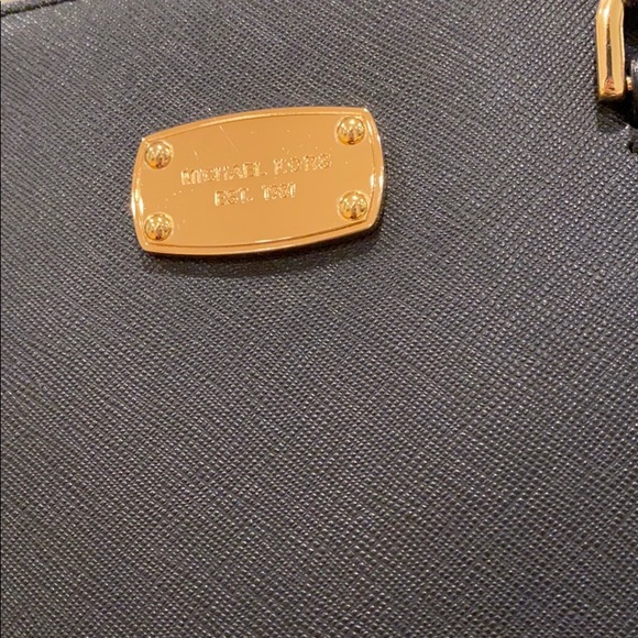 MK Saffiano leather - Picture 9 of 9